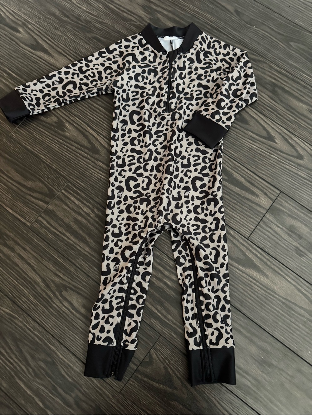 Honeysuckle Swim Company Leopard Print UPF 50+ Sunsuit 2T Full Length Zipper